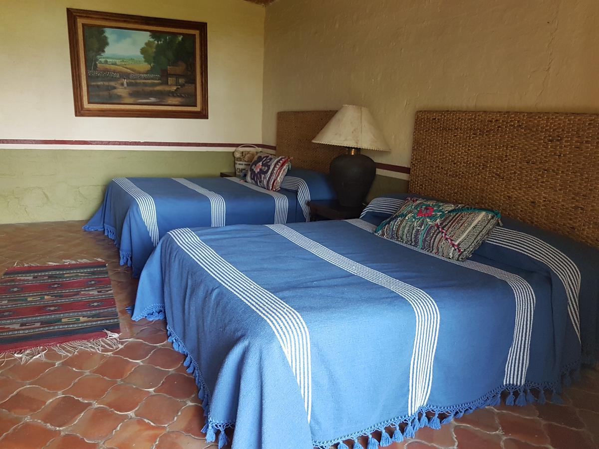 Casa Palomas Bed And Breakfast San Juan Cosala Exterior photo
